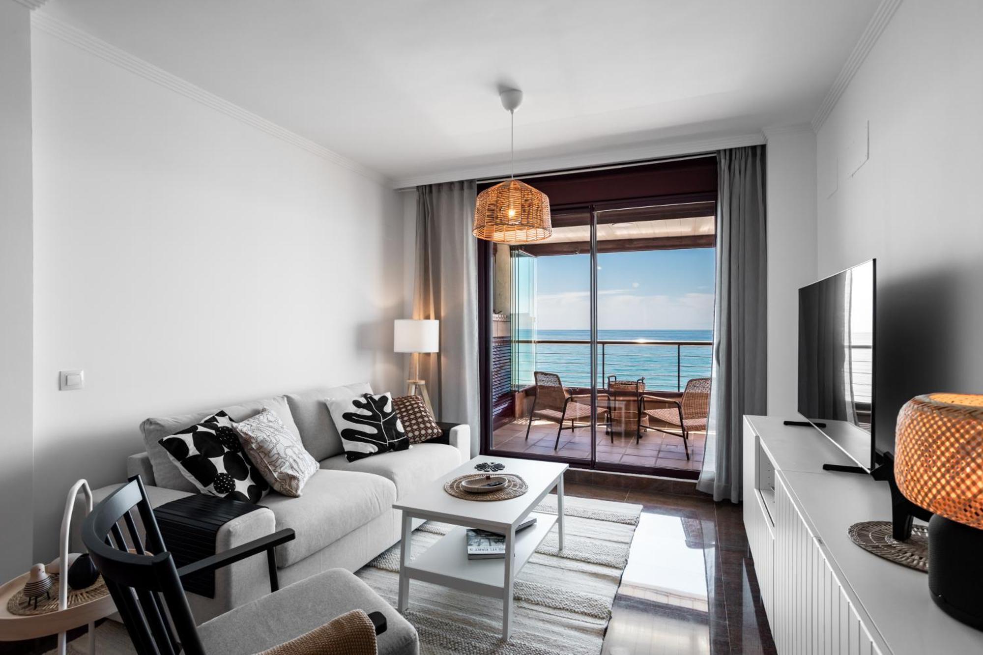 Buenavista Lifestyle By Sur Suites Fuengirola Esterno foto