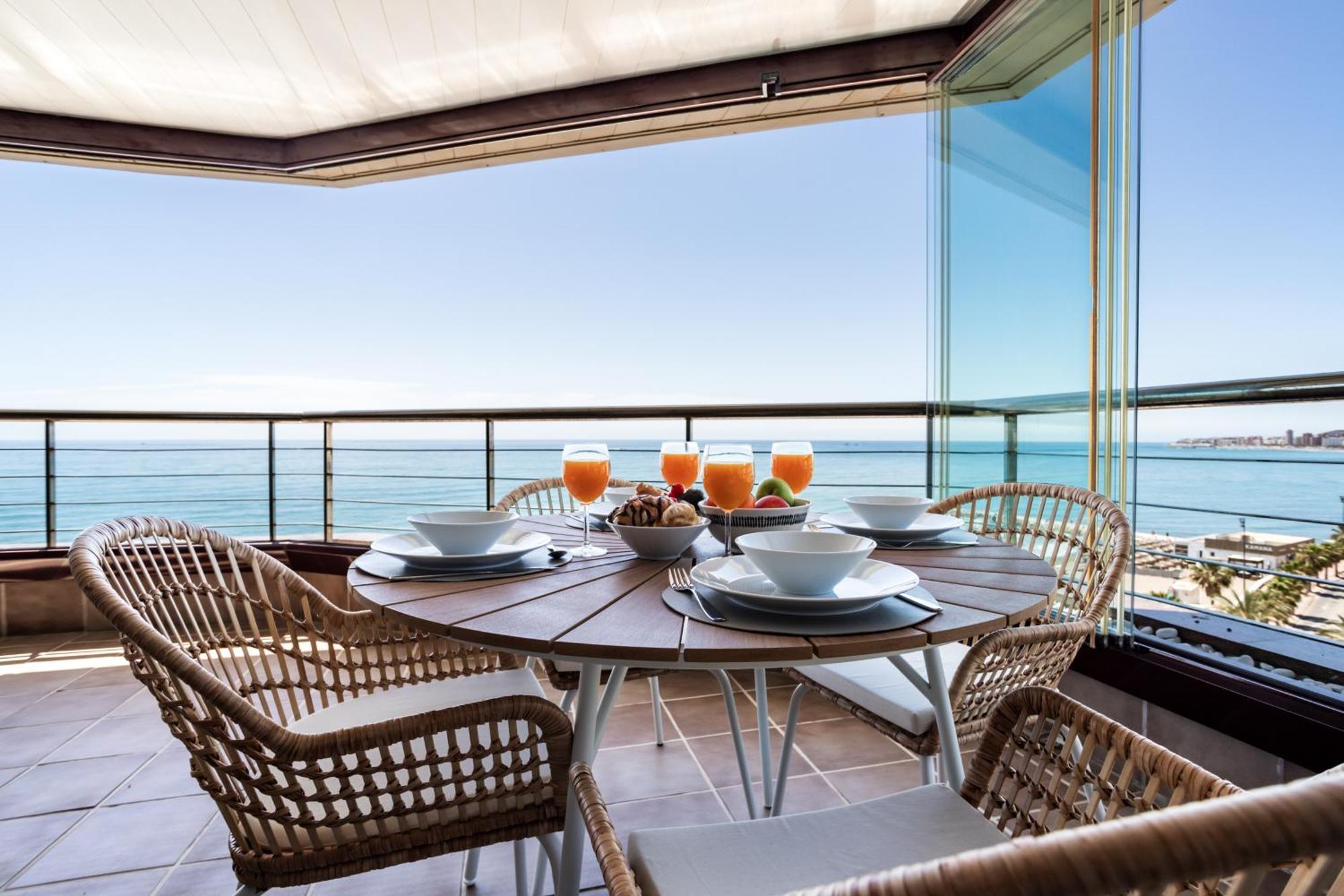 Buenavista Lifestyle By Sur Suites Fuengirola Esterno foto