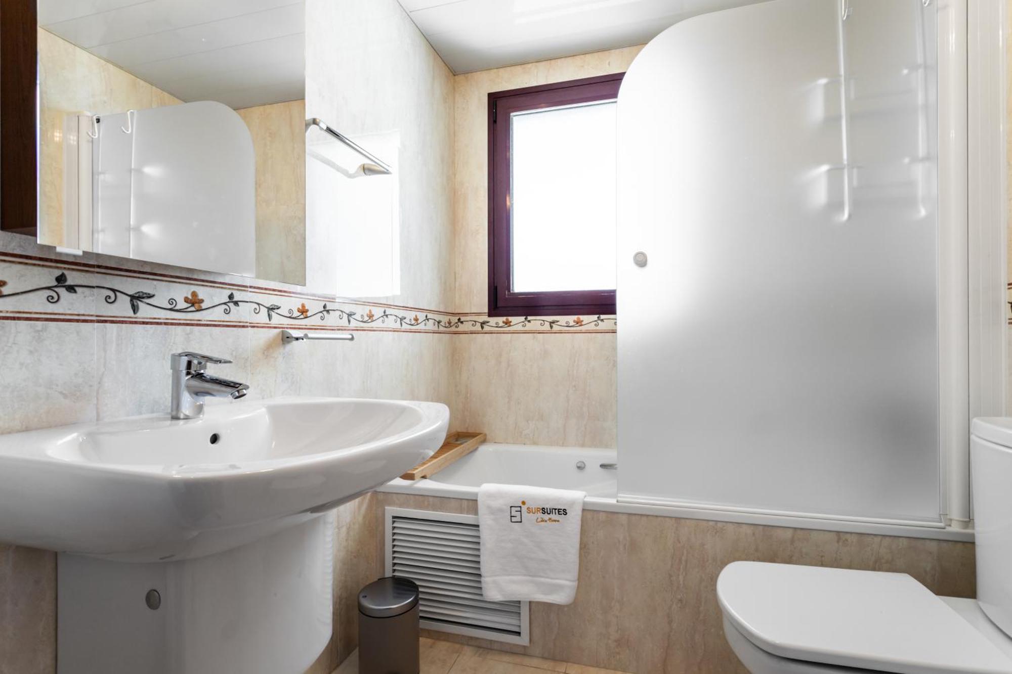 Buenavista Lifestyle By Sur Suites Fuengirola Esterno foto